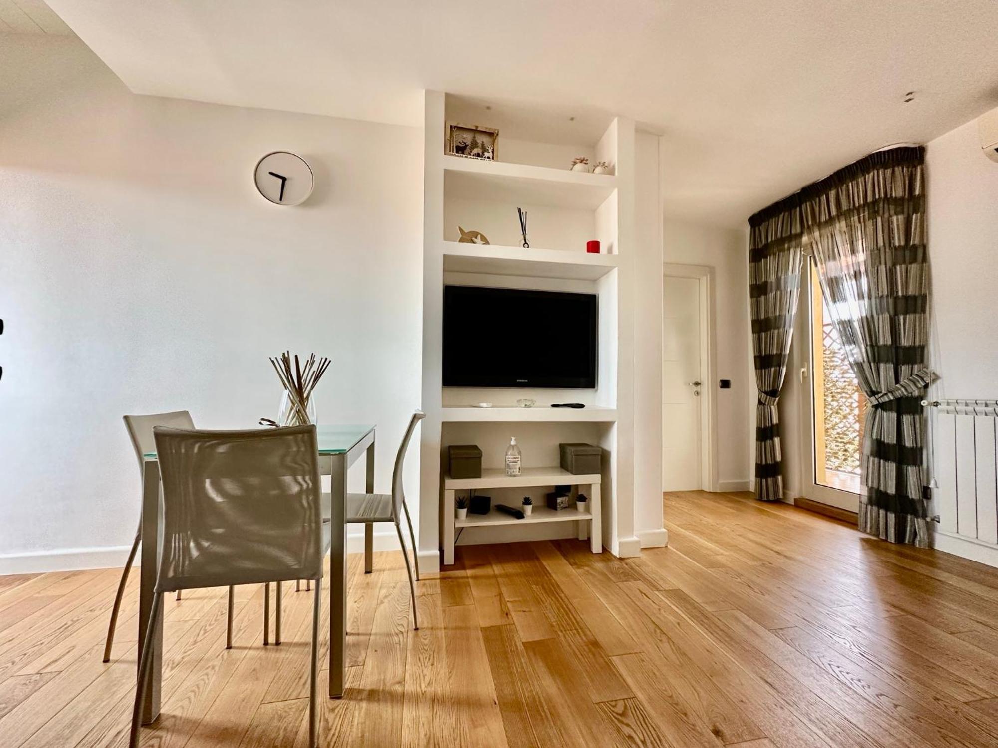 Suite Delicia Apartment - Appartamento Con Terrazza نابولي المظهر الخارجي الصورة
