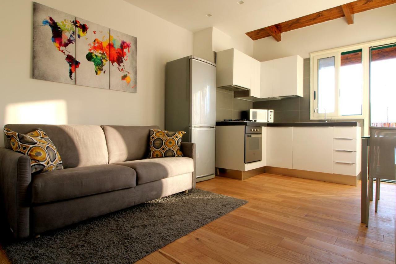 Suite Delicia Apartment - Appartamento Con Terrazza نابولي المظهر الخارجي الصورة