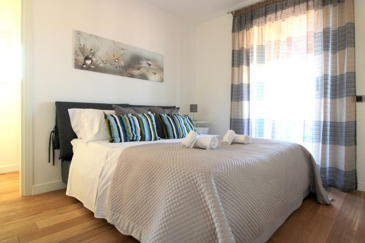 Suite Delicia Apartment - Appartamento Con Terrazza نابولي المظهر الخارجي الصورة